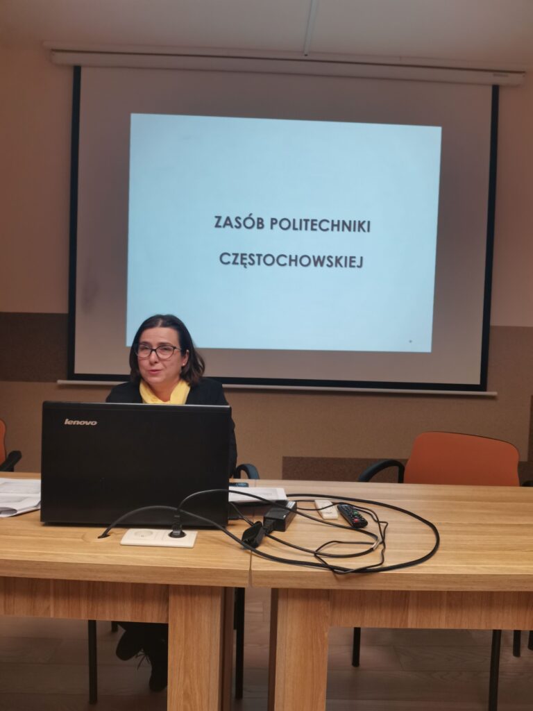 Prelegentka Bogusława Figa.